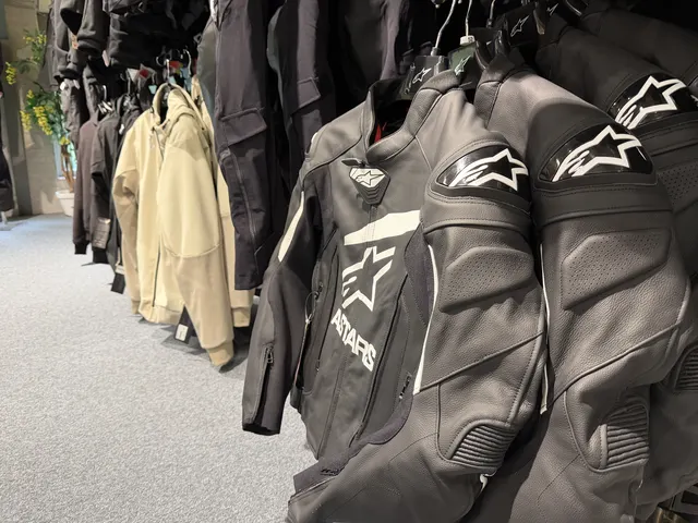 Alpinestars motorcykeltøj hos Rydbergs MC